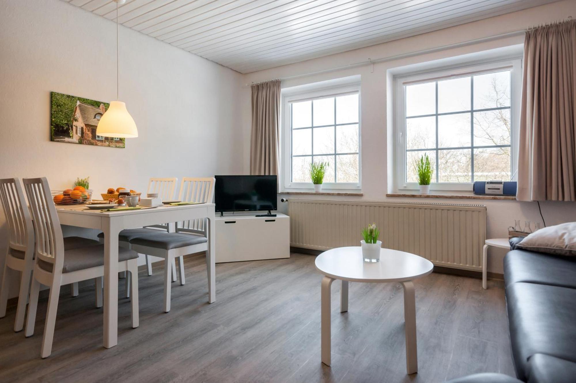 Ferienwohnung Knusthof Lafrenz - Apfelhofblick Fehmarn Exterior foto